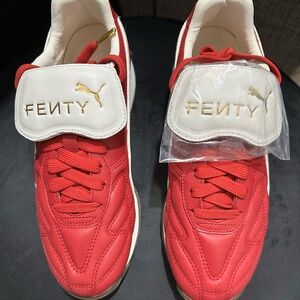 PUMA x FENTY Women's Avanti Low Top Sneakers
